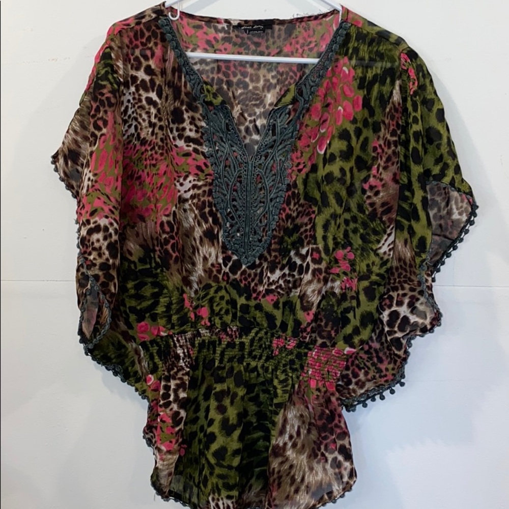 Blue loops cheetah print tunic